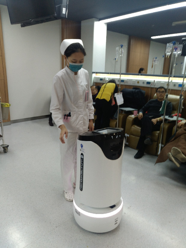 Robô de serviço inteligente hospitalar